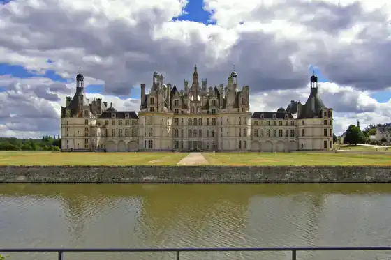 Château de Chambord avec miroir d’eau