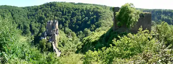 Ruine de Trutzeltz en forêt